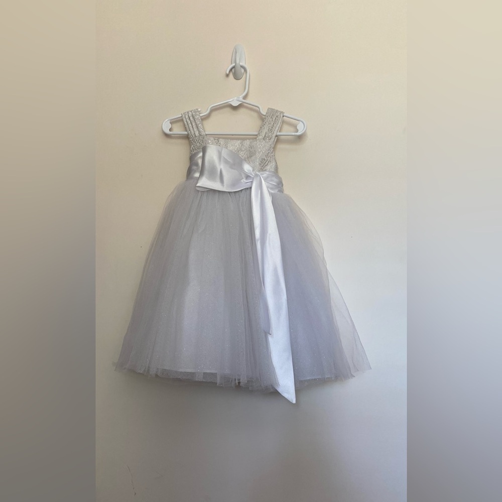 2t girls chantilly Place